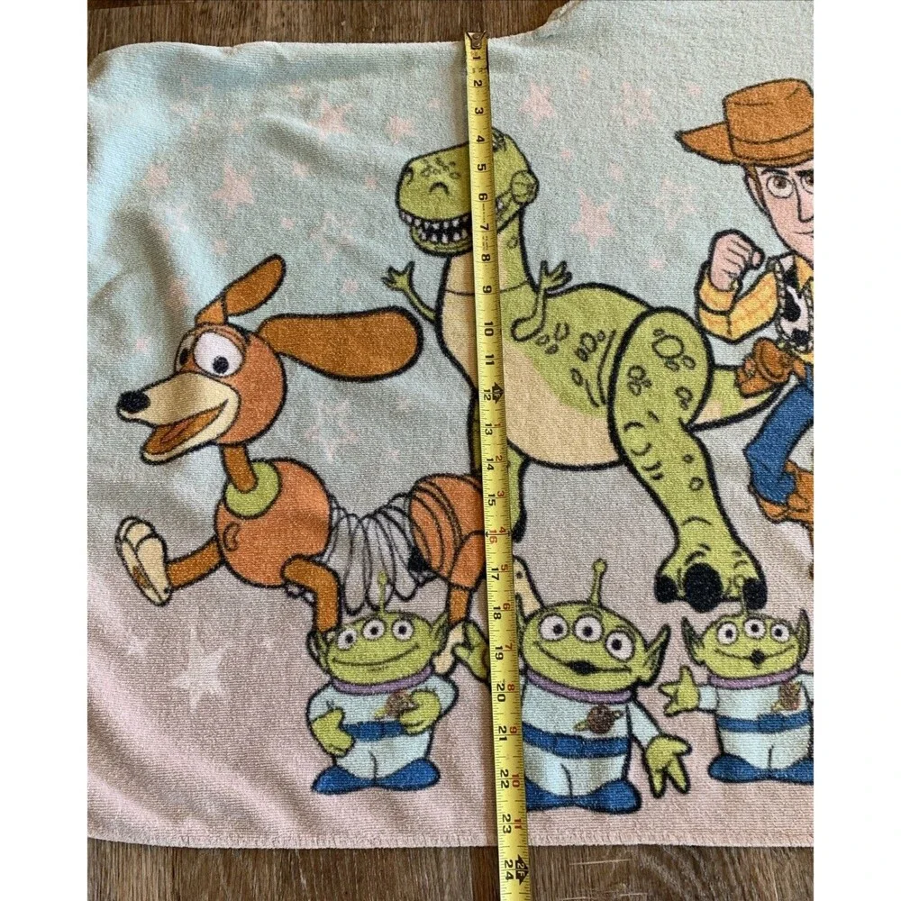 Disney Kids Toy Story Wearable Hooded Woody Towel 43